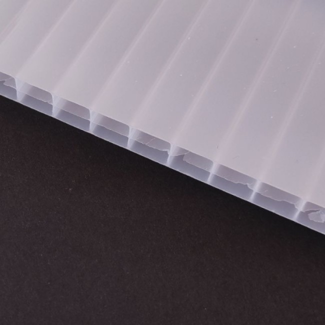 POLYCARBONATE HOLLOW SHEETS U.V OPAL 7W 32 MM.