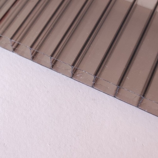 POLYCARBONATE HOLLOW SHEET U.V BRONZE 3/5W 20 MM.