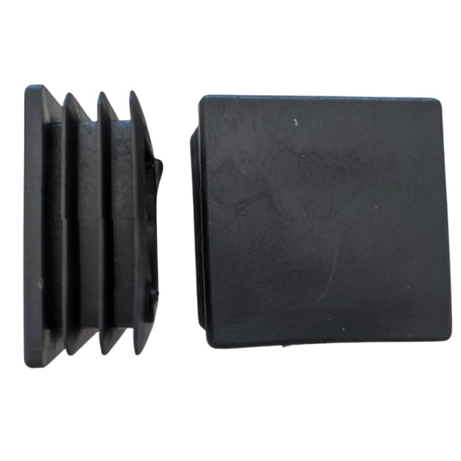 SQUARE PLASTIC CAP  80X80  WITH WINGS